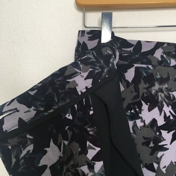 Aritzia Sunday Best McHugh Floral Wrap Skirt Sz 6 - Picture 8 of 16